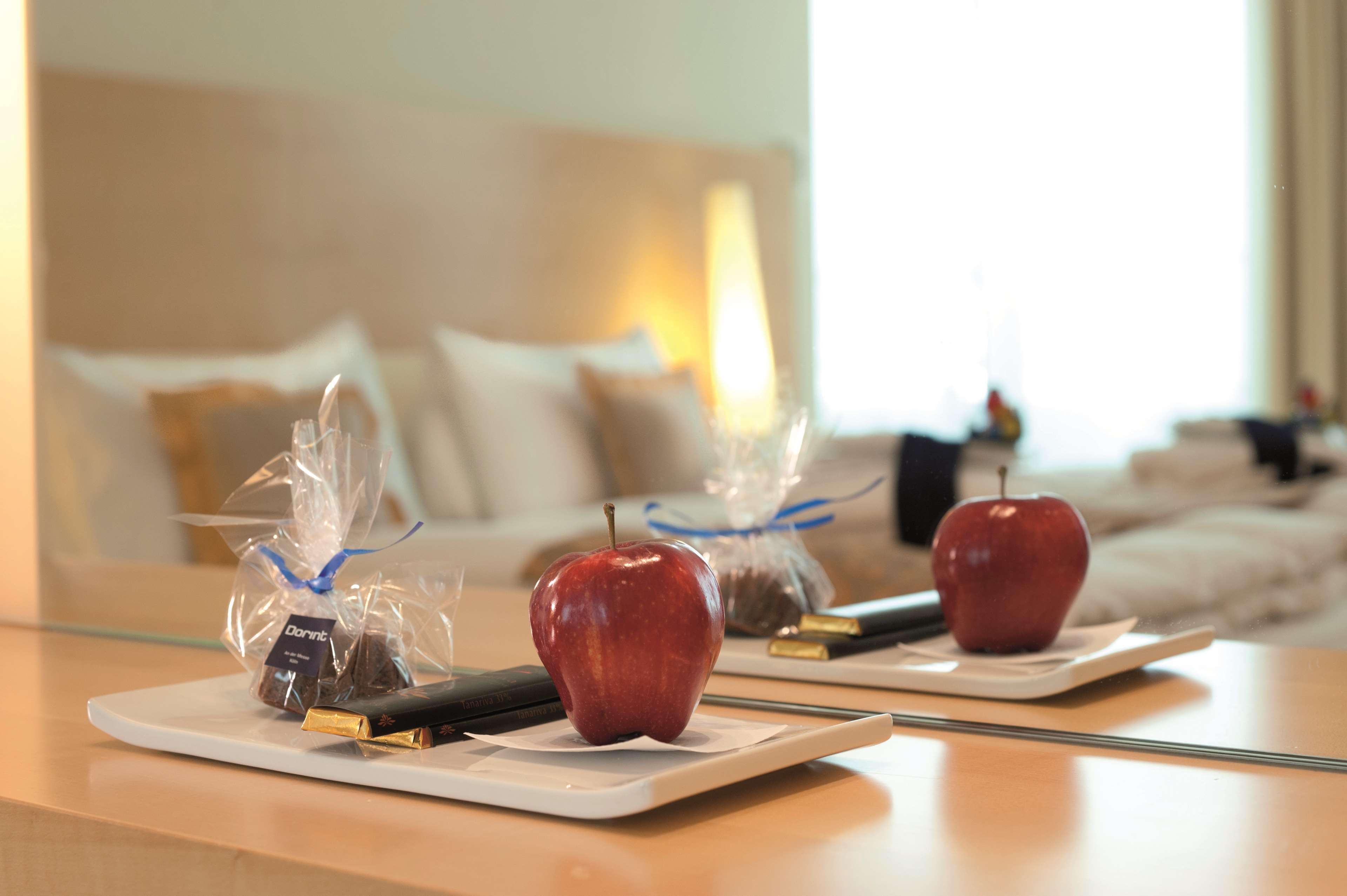 Dorint An Der Messe Koeln Hotel Екстериор снимка