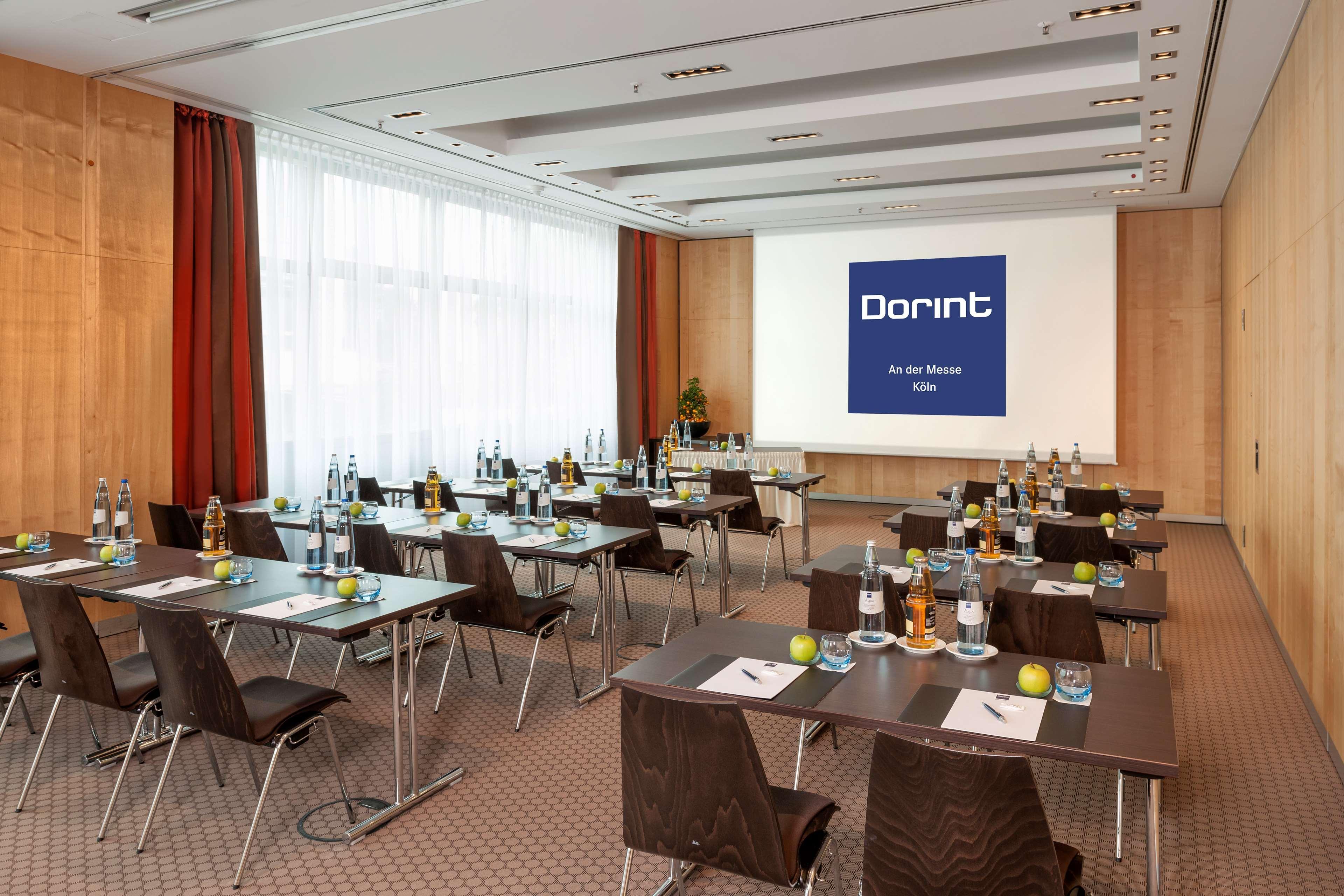 Dorint An Der Messe Koeln Hotel Екстериор снимка