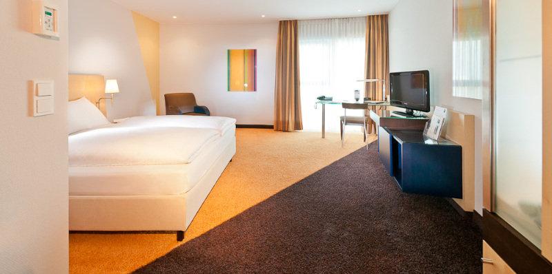 Dorint An Der Messe Koeln Hotel Екстериор снимка