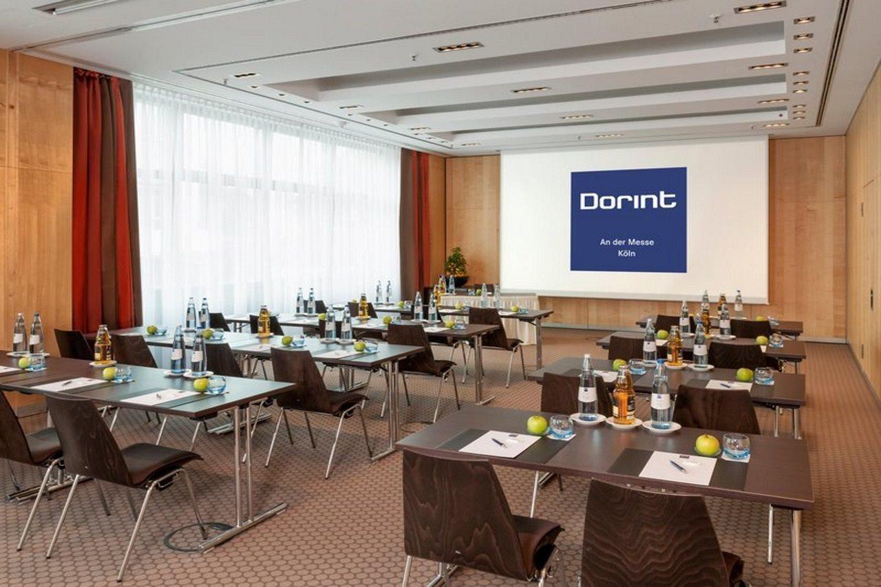 Dorint An Der Messe Koeln Hotel Екстериор снимка